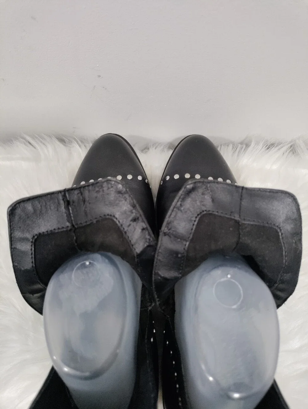 Cute Steve Madden Black Leather Studded Ankle Boots Size 9